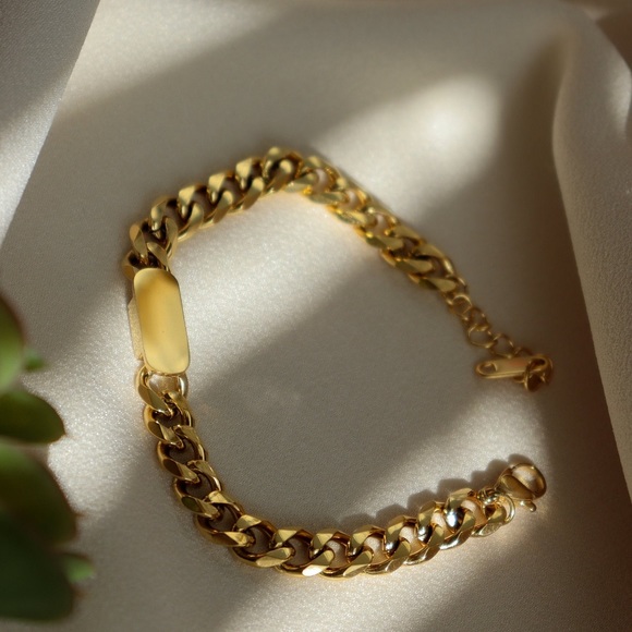 Cuban Chain Bracelet - Picture 3 of 5